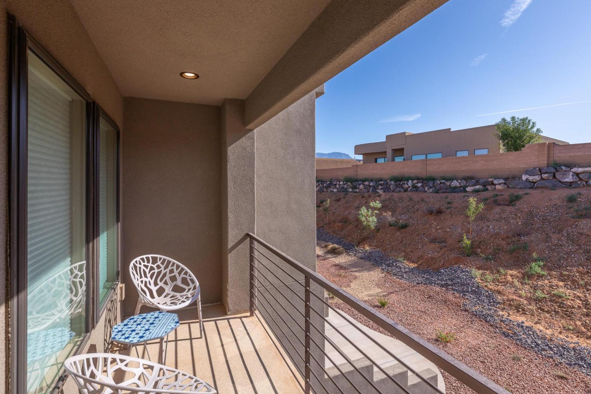 Villa Cliffside Retreat St. George Exterior foto